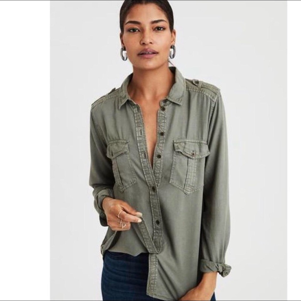 American Eagle Distressed Button Up Shirt